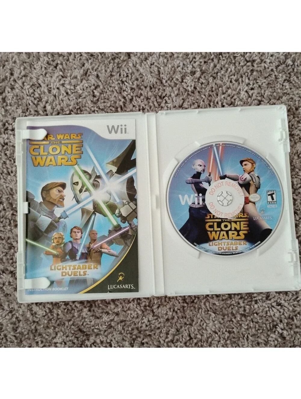 Star Wars The Clone Wars: Lightsaber Duels (Nintendo Wii) - CIB Complete w/ Manu